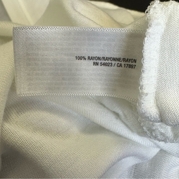 Old Navy White Tank Top with Black Silhouette - Picture 4 of 4